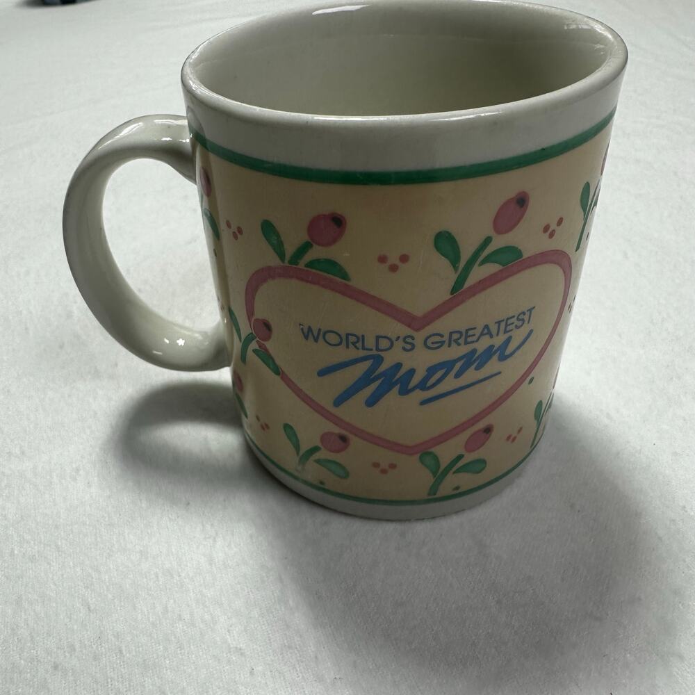 Vintage AVON World’s Greatest Mom Coffee Mug